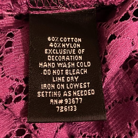 2/$18🌴 Purple Floral Lace Crochet Tunic Top Women’s Size Small - Picture 11 of 11